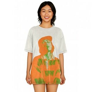 Billie Elish oversized graphic tee (price is negotiable)